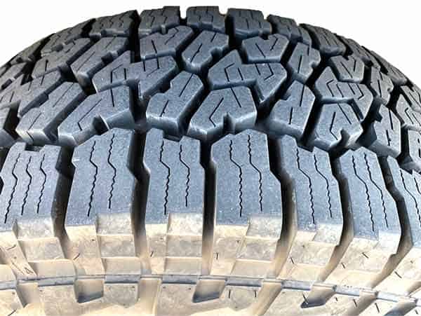 Falken Wildpeak Tread Pattern