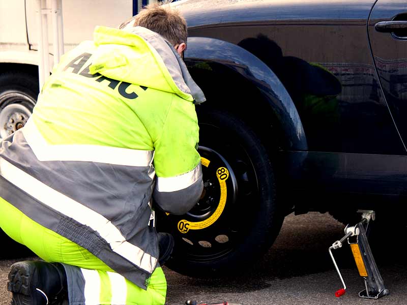 spare donut tire compare size